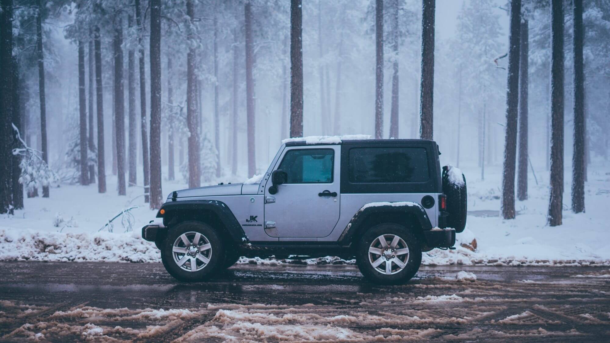 Jeep in the snow